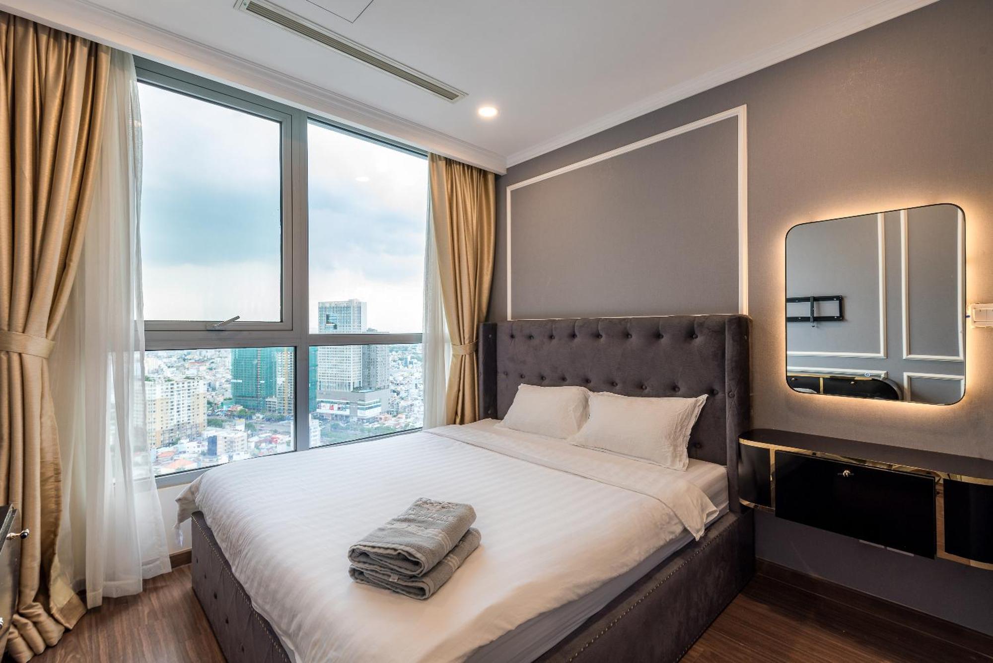 Vinhomes Luxury Art Condotel Ho Chi Minh City Exterior photo