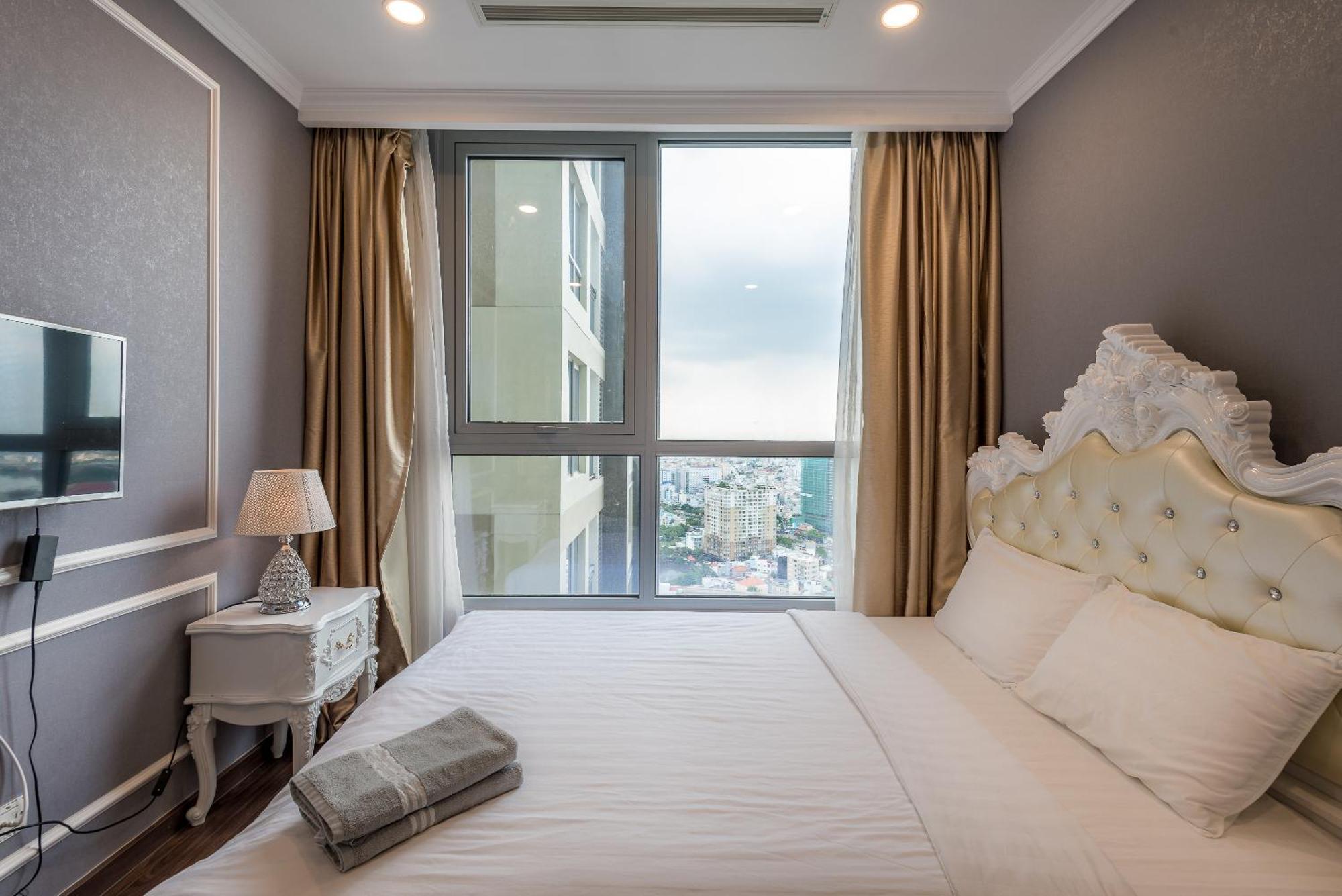 Vinhomes Luxury Art Condotel Ho Chi Minh City Exterior photo
