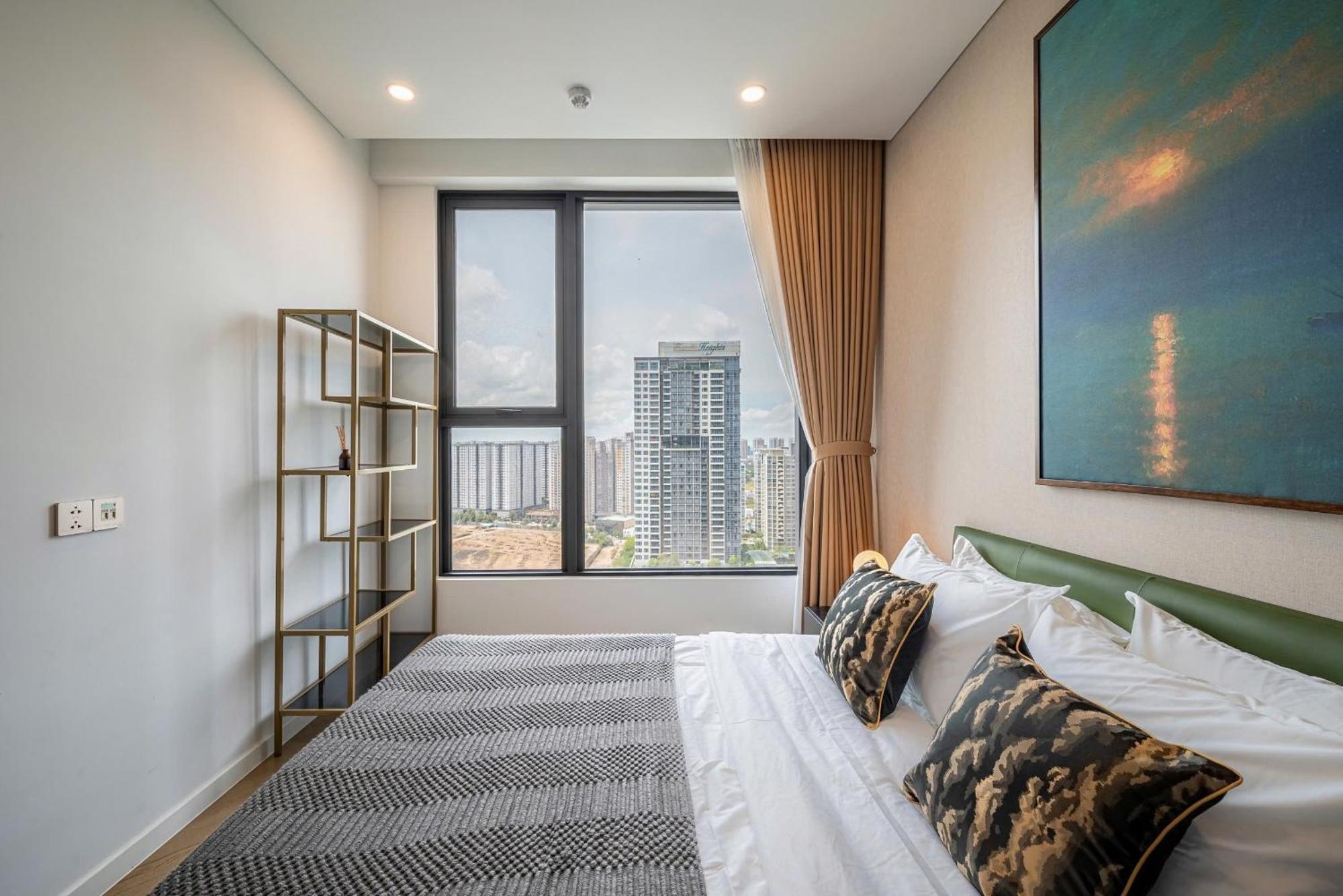 Vinhomes Luxury Art Condotel Ho Chi Minh City Exterior photo